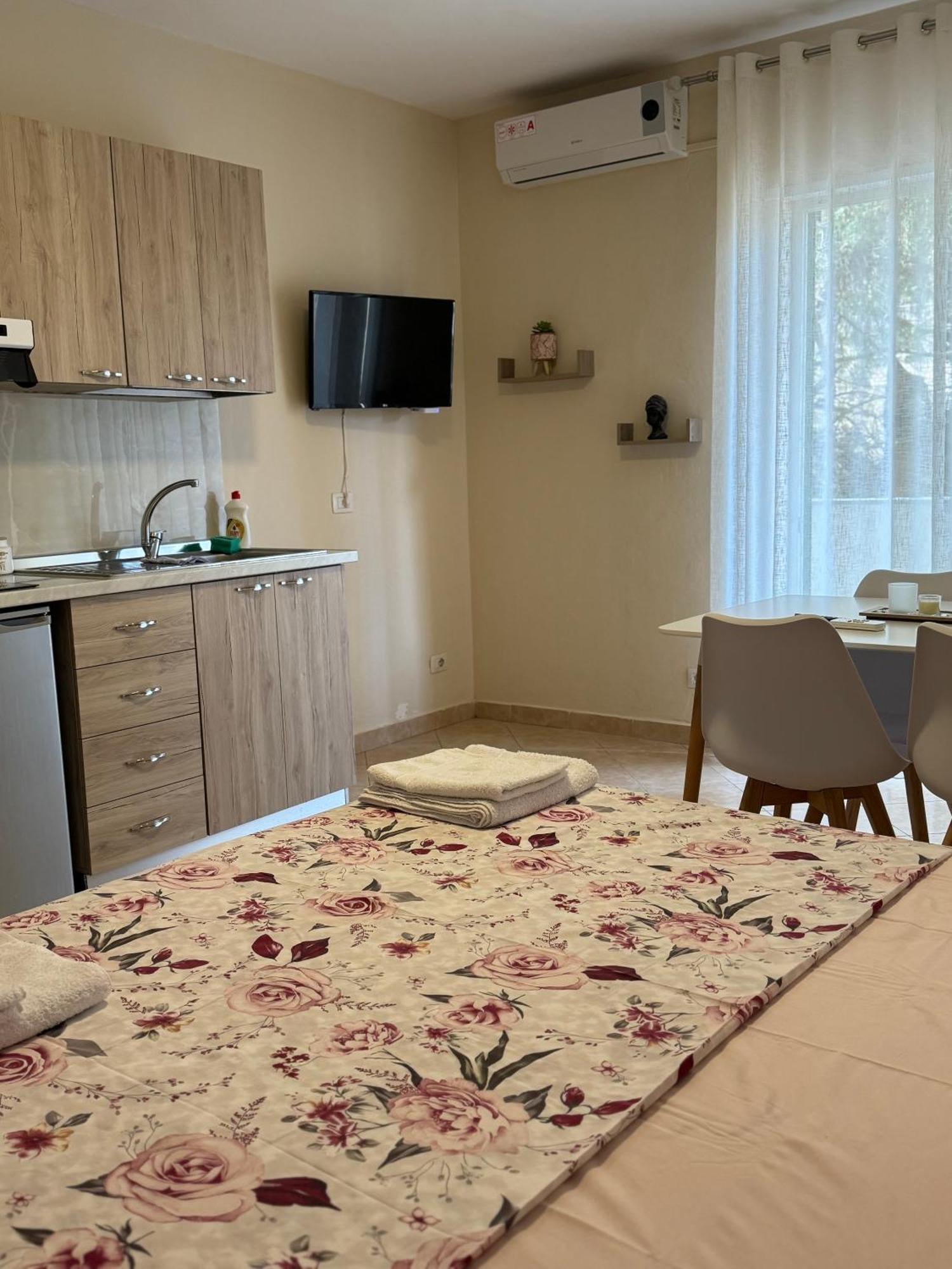 Sea & Gardenview Apartments Durres Ngoại thất bức ảnh