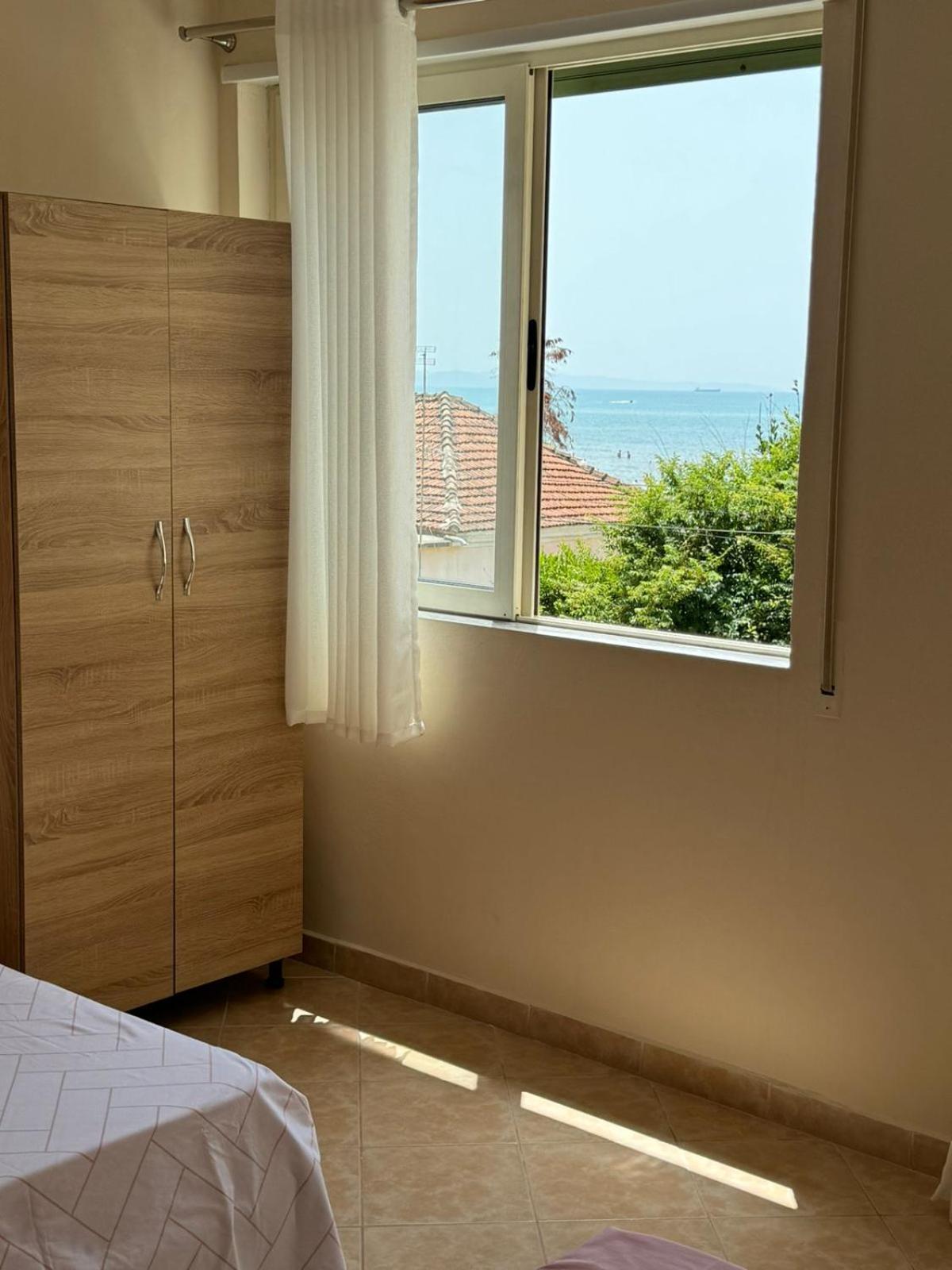 Sea & Gardenview Apartments Durres Ngoại thất bức ảnh